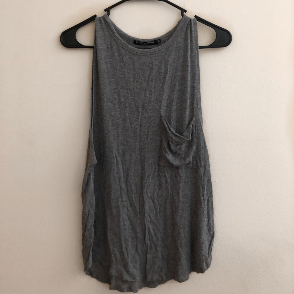 2/10! 🌙 brandy melville grey tank top
